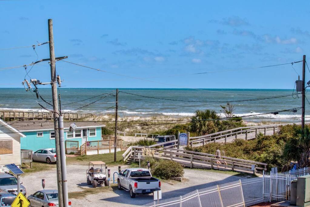 Apartamento Kraken'S Den * Oceanview * Steps To Ocean * Pool Carolina Beach Exterior foto
