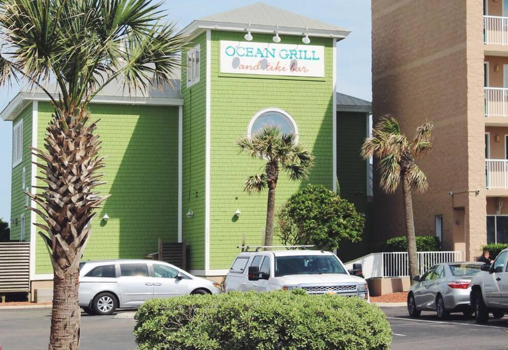 Apartamento Kraken'S Den * Oceanview * Steps To Ocean * Pool Carolina Beach Exterior foto